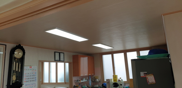 [크기변환]통영시, 저소득세대 고효율 등기구 교체 설치1.jpg